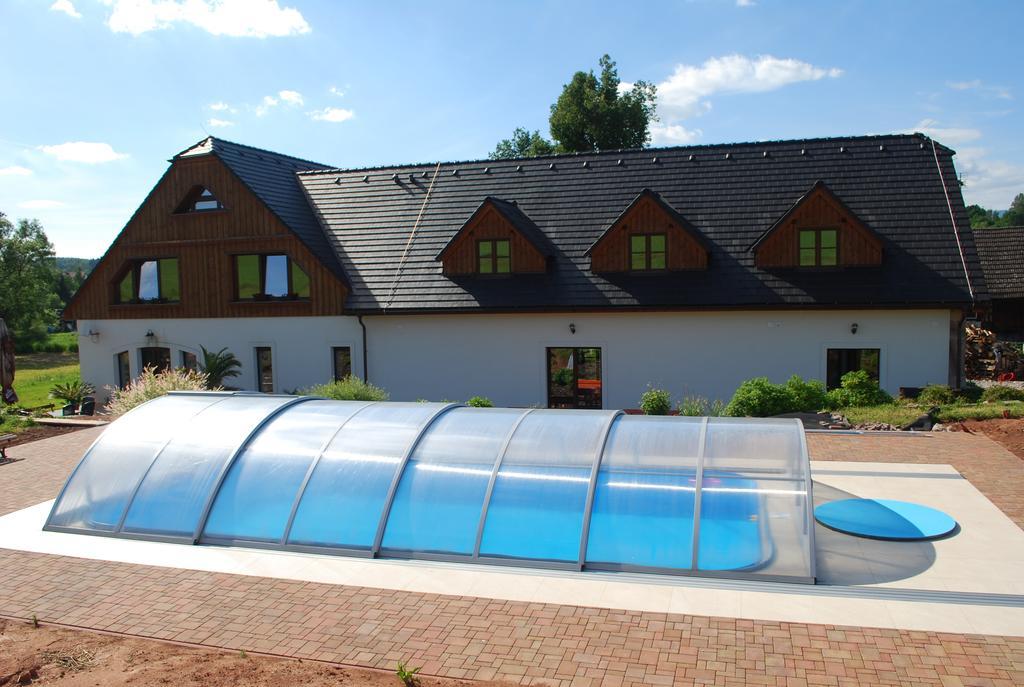 Hotel Statek Pod Lipou à Pilníkov Extérieur photo