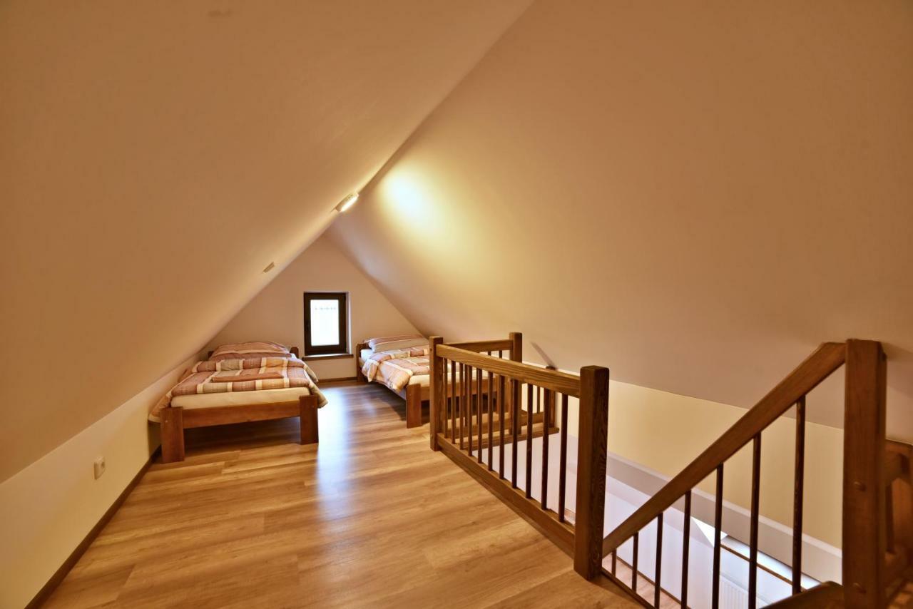 Hotel Statek Pod Lipou à Pilníkov Extérieur photo